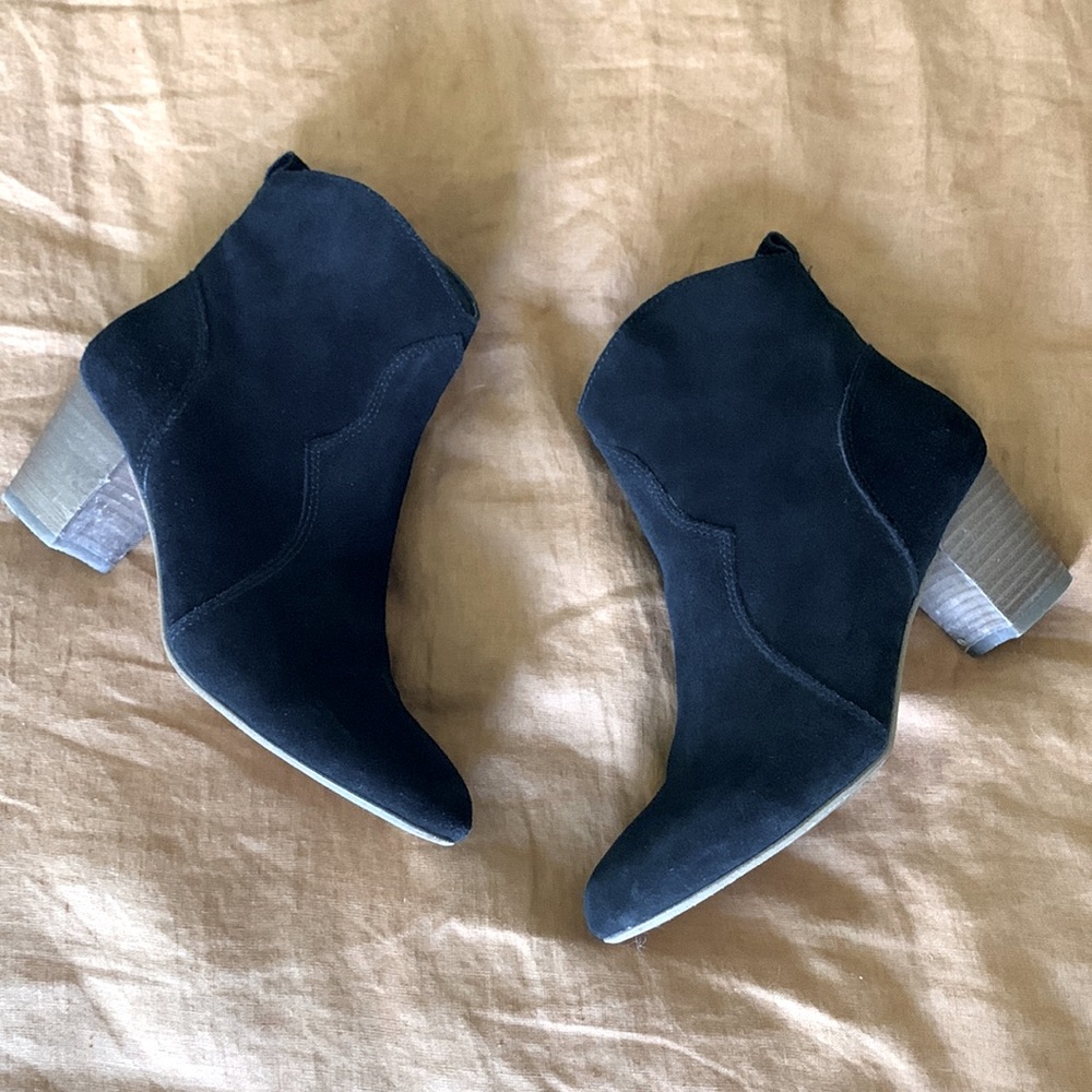 Steve Madden Black Suede HIPSTR Ankle Boot